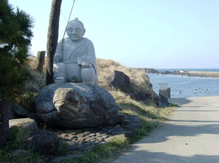 嶋児神社の浦島太郎像